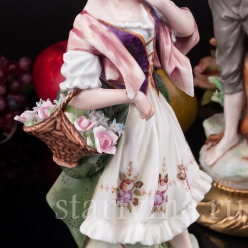 Фарфоровые статуэтки Цветочница и кавалер, Япония, вт. пол. 20 века.