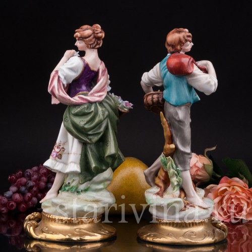 Фарфоровые статуэтки Цветочница и кавалер, Япония, вт. пол. 20 века.