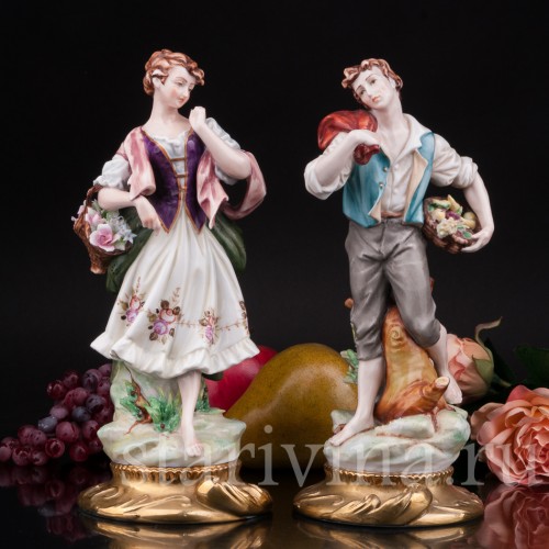 Фарфоровые статуэтки Цветочница и кавалер, Япония, вт. пол. 20 века.