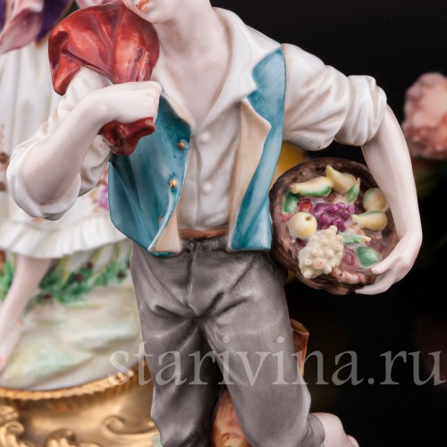 Фарфоровые статуэтки Цветочница и кавалер, Япония, вт. пол. 20 века.