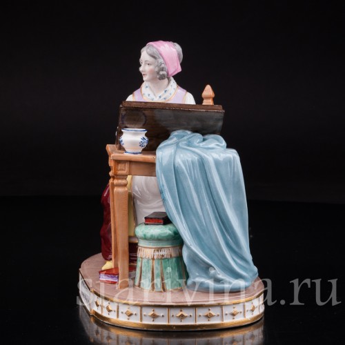 Антикварная фарфоровая статуэтка Дама за клавикордом, Porcelaine de Paris, Франция, 19 в.