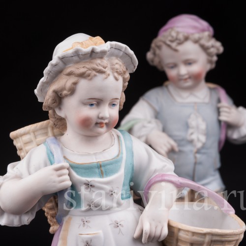 Фарфоровые статуэтки Пара с корзинами, Richard Eckert & Co, Германия, 1894-1908 гг.