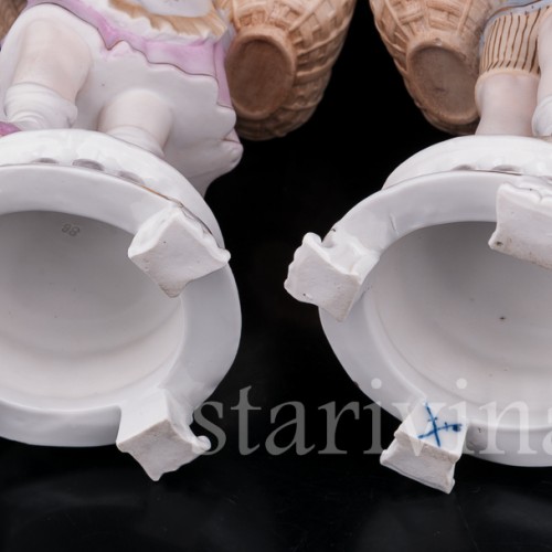 Фарфоровые статуэтки Пара с корзинами, Richard Eckert & Co, Германия, 1894-1908 гг.