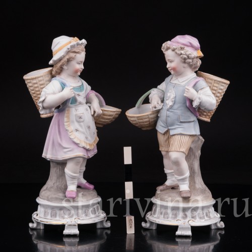 Фарфоровые статуэтки Пара с корзинами, Richard Eckert & Co, Германия, 1894-1908 гг.