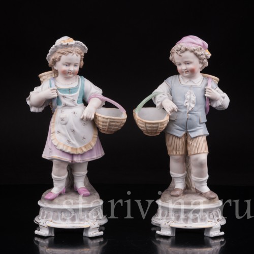 Фарфоровые статуэтки Пара с корзинами, Richard Eckert & Co, Германия, 1894-1908 гг.