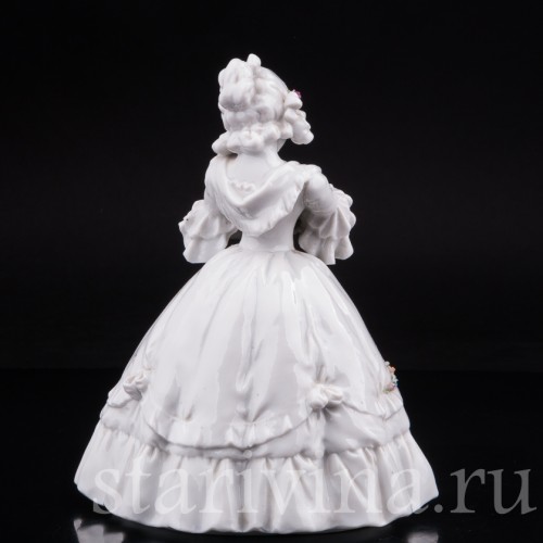 Фарфоровая статуэтка Девушка с кошкой, E. A. Muller, Германия, кон. 19, нач. 20 вв.