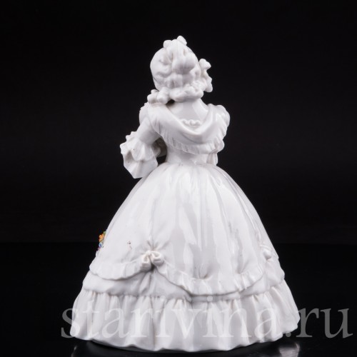 Фарфоровая статуэтка Девушка с кошкой, E. A. Muller, Германия, кон. 19, нач. 20 вв.