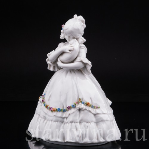 Фарфоровая статуэтка Девушка с кошкой, E. A. Muller, Германия, кон. 19, нач. 20 вв.