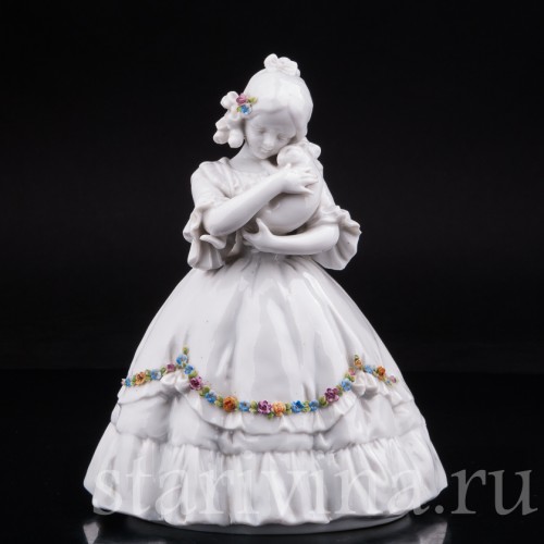 Фарфоровая статуэтка Девушка с кошкой, E. A. Muller, Германия, кон. 19, нач. 20 вв.