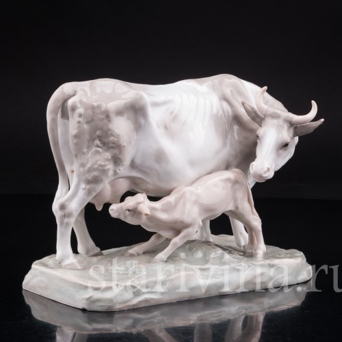 Статуэтка из фарфора Корова с теленком, Karl Ens, Германия, 1900е гг.