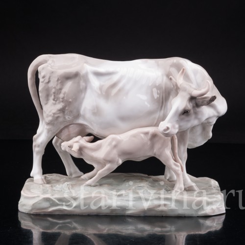 Статуэтка из фарфора Корова с теленком, Karl Ens, Германия, 1900е гг.