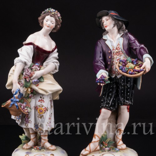 Фарфоровые статуэтки Пара с цветами и фруктами, Richard Eckert & Co, Германия, кон.19 века.