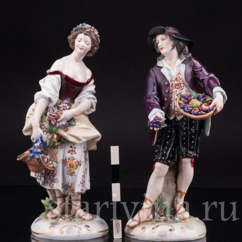 Фарфоровые статуэтки Пара с цветами и фруктами, Richard Eckert & Co, Германия, кон.19 века.