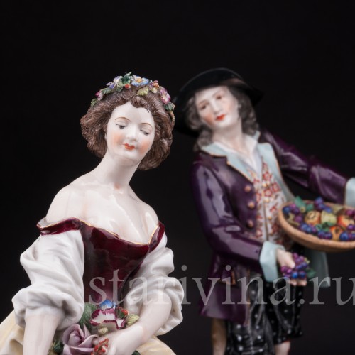 Фарфоровые статуэтки Пара с цветами и фруктами, Richard Eckert & Co, Германия, кон.19 века.