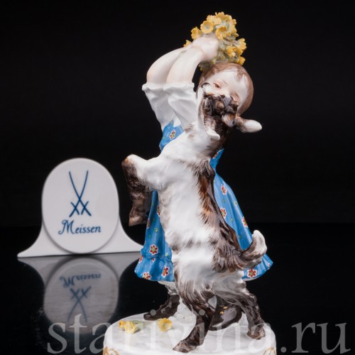 Антикварная фарфоровая статуэтка Девочка с козлёнком, Meissen, Германия, 1905-25 гг.