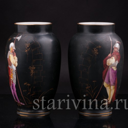 Парные фарфоровые вазы Два стражника, Франция, кон. 19 века.