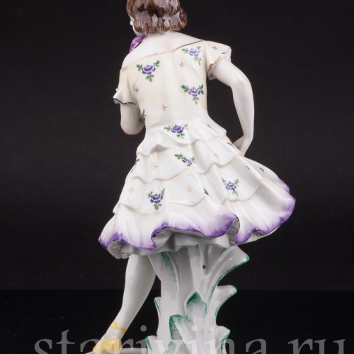 Статуэтка из фарфора Танцующая девушка, Volkstedt, Германия, до 1935 г.