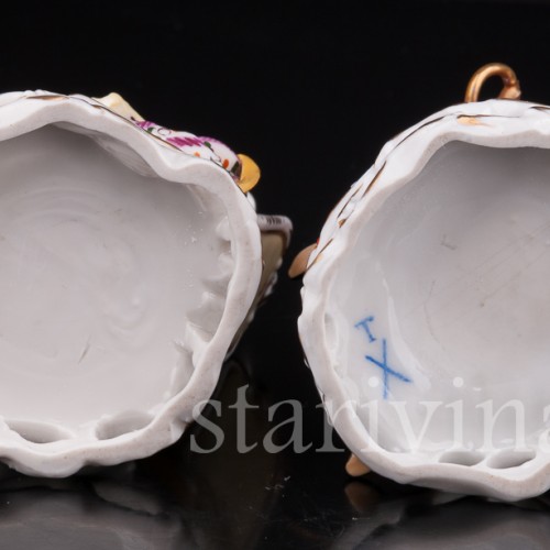 Антикварные фарфоровые статуэтки Пара на стульях, миниатюра, Carl Thieme, Германия, кон.19 в.