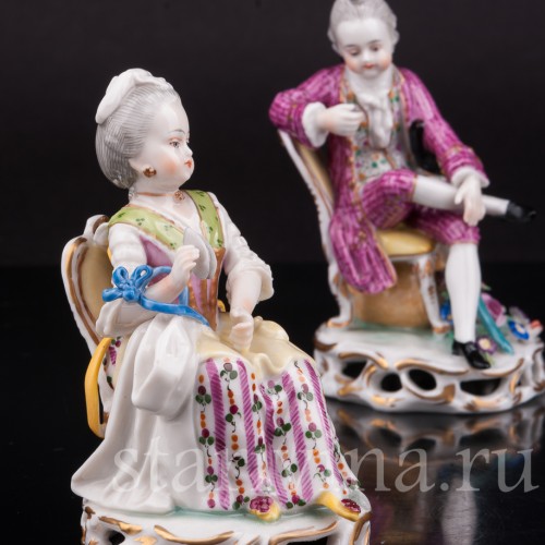Антикварные фарфоровые статуэтки Пара на стульях, миниатюра, Carl Thieme, Германия, кон.19 в.