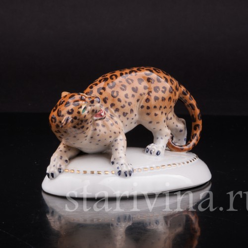 Статуэтка из фарфора Леопард, Hertwig & Co, Германия, нач. 20 в.