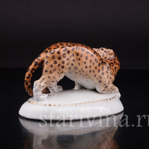 Статуэтка из фарфора Леопард, Hertwig & Co, Германия, нач. 20 в.