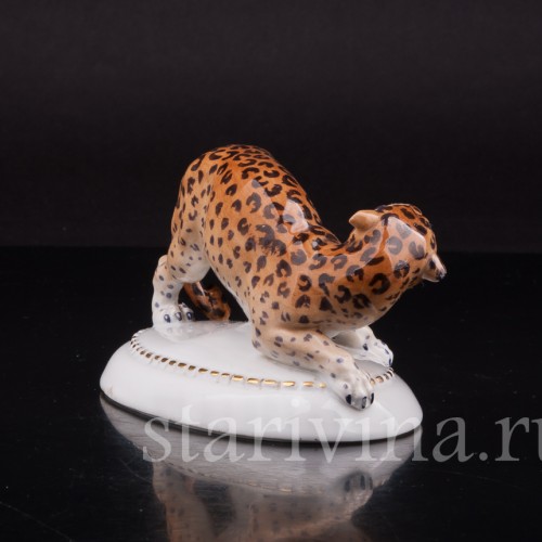 Статуэтка из фарфора Леопард, Hertwig & Co, Германия, нач. 20 в.