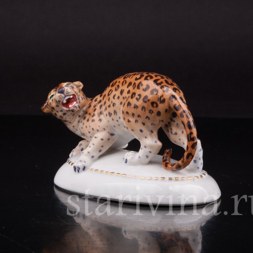 Статуэтка из фарфора Леопард, Hertwig & Co, Германия, нач. 20 в.