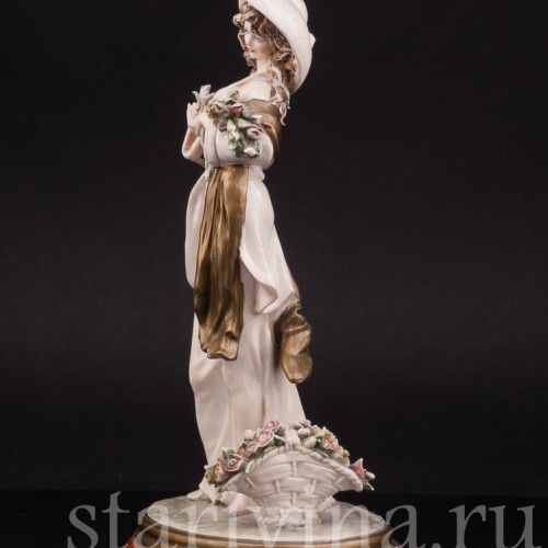 Статуэтка Девушка с цветами, Bruno Merli, Италия, вт. пол. 20 века.