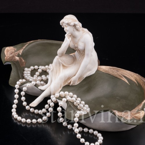 Фарфоровая композиция Девушка у пруда, Volkstedt, Германия, кон.19 в.