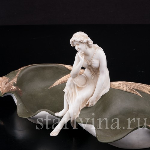 Фарфоровая композиция Девушка у пруда, Volkstedt, Германия, кон.19 в.