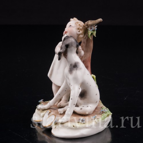 Фарфоровая фигурка Малыш с собакой, миниатюра, Capodimonte, Италия, вт пол. 20 века.