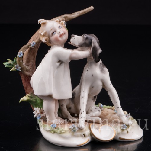 Фарфоровая фигурка Малыш с собакой, миниатюра, Capodimonte, Италия, вт пол. 20 века.