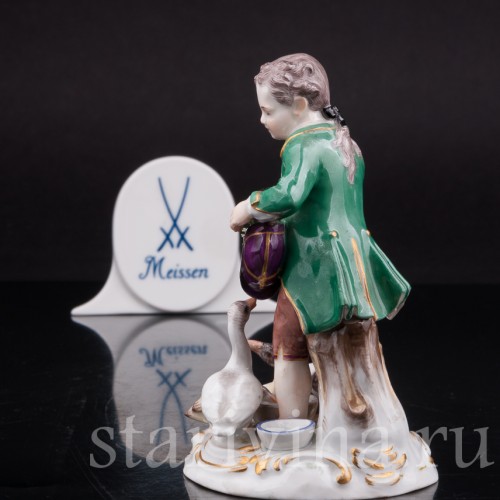 Статуэтка из фарфора Мальчик, кормящий гусей, Meissen, Германия, сер. 19 - нач. 20 вв.