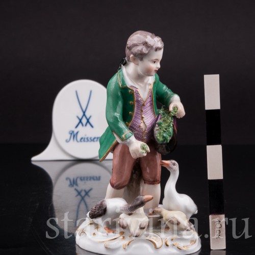 Статуэтка из фарфора Мальчик, кормящий гусей, Meissen, Германия, сер. 19 - нач. 20 вв.