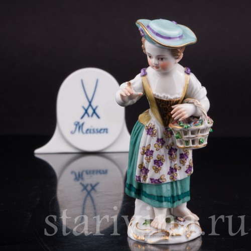 Фарфоровая статуэтка Девочка в шляпе, Meissen, Германия, 1978 год.