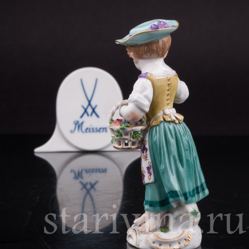 Фарфоровая статуэтка Девочка в шляпе, Meissen, Германия, 1978 год.