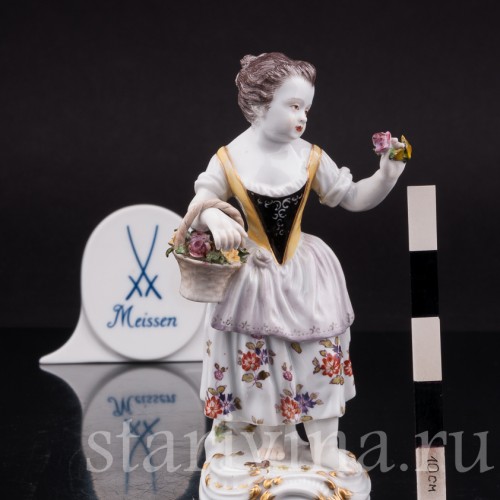Фарфоровая статуэтка Девочка с цветами, Meissen, Германия, сер. 19 - нач. 20 вв.