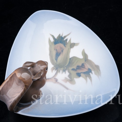 Фарфоровое Блюдо Белочка, Royal Copenhagen, Дания, 1969-74 гг.