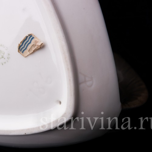 Фарфоровое Блюдо Белочка, Royal Copenhagen, Дания, 1969-74 гг.