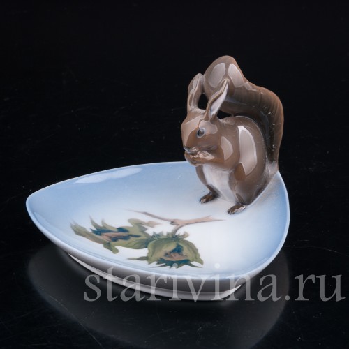 Фарфоровое Блюдо Белочка, Royal Copenhagen, Дания, 1969-74 гг.