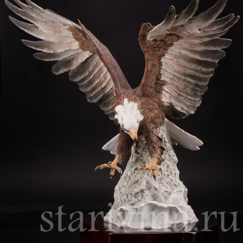 Большая фарфоровая композиция Орел Alka Kaiser, Германия, вт. пол. 20 в.