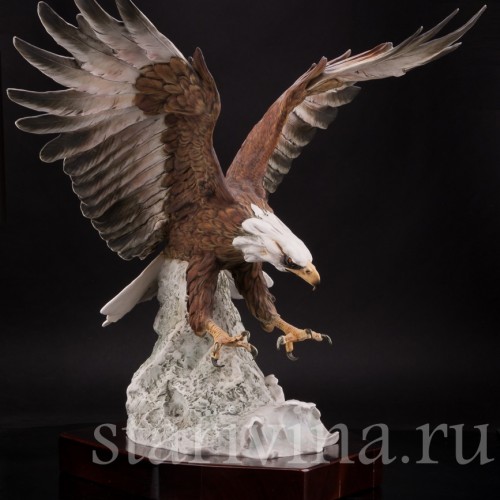 Большая фарфоровая композиция Орел Alka Kaiser, Германия, вт. пол. 20 в.