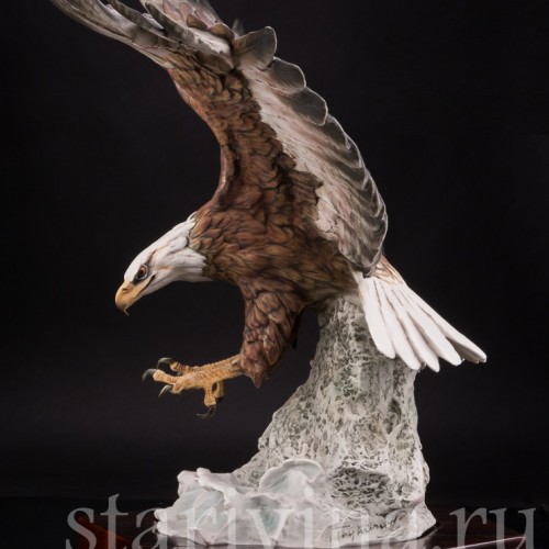 Большая фарфоровая композиция Орел Alka Kaiser, Германия, вт. пол. 20 в.