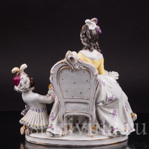 Фарфоровая композиция Дама с арапчонком, Volkstedt, Германия, до 1935 г.
