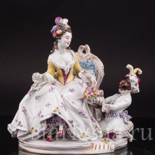 Фарфоровая композиция Дама с арапчонком, Volkstedt, Германия, до 1935 г.