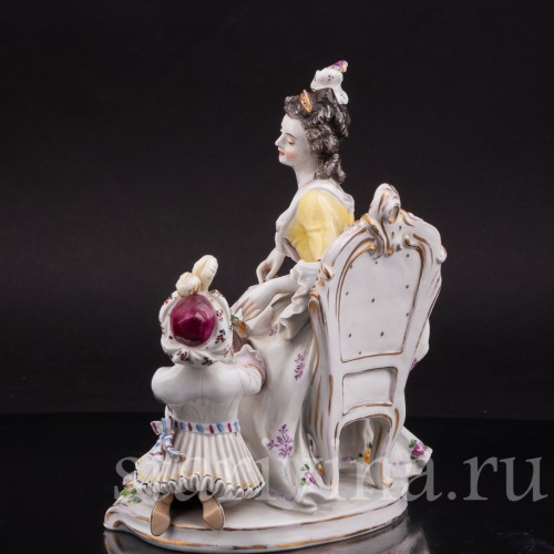 Фарфоровая композиция Дама с арапчонком, Volkstedt, Германия, до 1935 г.