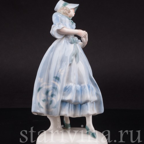 Фигурка из фарфора Танцующая девушка, Von Schierholz, Германия, 1907 - 1927 гг.