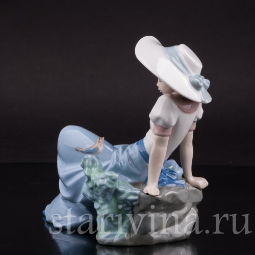 Фигурка из фарфора Девушка с птичкой, NAO, Испания, 1987 г.