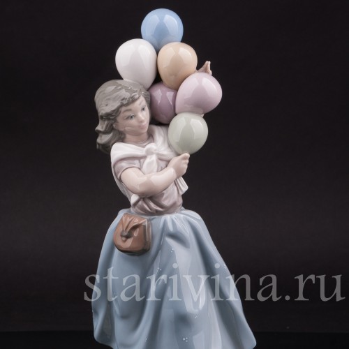 Фигурка девочки из фарфора Продавщица шариков, Lladro, Испания, вт. пол. 20 в.