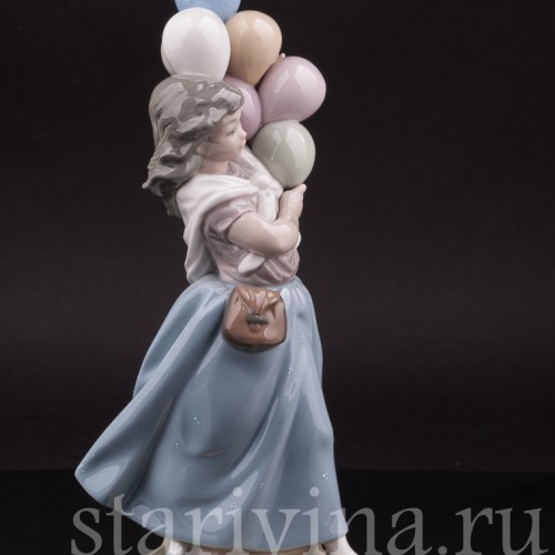 Фигурка девочки из фарфора Продавщица шариков, Lladro, Испания, вт. пол. 20 в.